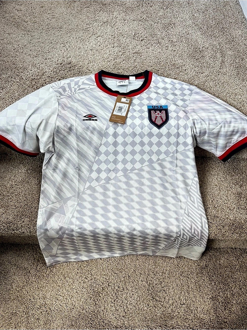 Umbro USA Soccer Jersey Men's Geometric White & Gray Medium NWT